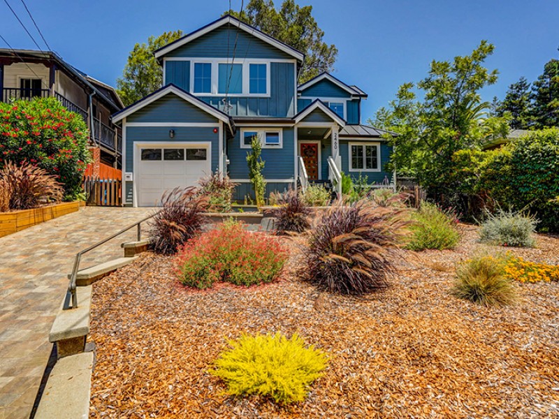 San Carlos Modern Farmhouse